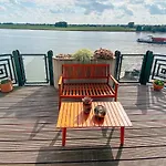 Rheinloft 3 - Grosse Giebelwohnung Mit Dachterrassen An Der Rheinpromenade