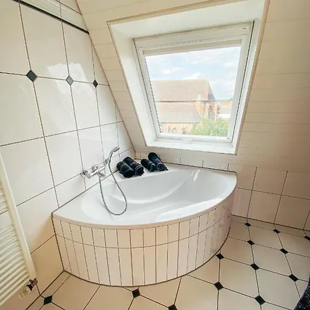 Appartement Rheinloft 3 - Grosse Giebelwohnung Mit Dachterrassen An Der Rheinpromenade Emmerich
