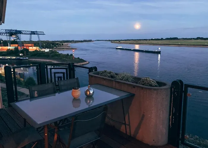 Rheinloft 3 - Grosse Giebelwohnung Mit Dachterrassen An Der Rheinpromenade Emmerich