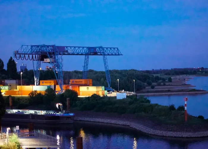 Appartement Rheinloft 3 - Grosse Giebelwohnung Mit Dachterrassen An Der Rheinpromenade Emmerich